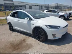 5YJXCBE27LF304928 2020 TESLA MODEL X