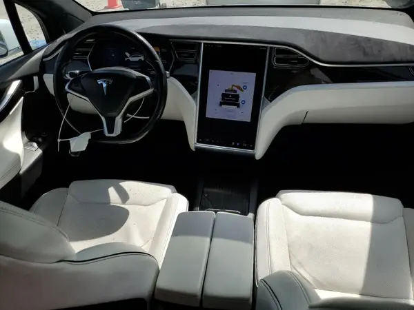 5YJXCBE28GF004157 2016 TESLA MODEL X - Image 8