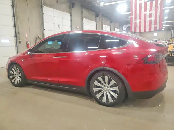 5YJXCBE28GF004627 2016 TESLA MODEL X - Image 2