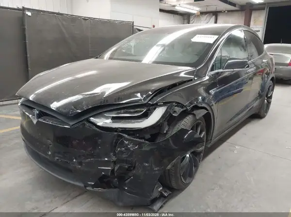 5YJXCBE28GF013053 2016 TESLA MODEL X - Image 2