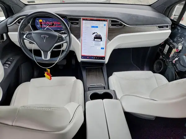 5YJXCBE28GF014641 2016 TESLA MODEL X - Image 8