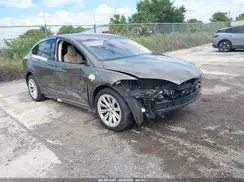 5YJXCBE28GF015885 2016 TESLA MODEL X