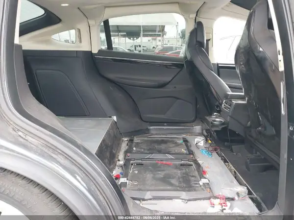 5YJXCBE28GF019371 2016 TESLA MODEL X - Image 8