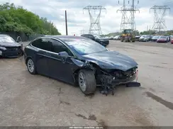 5YJXCBE28GF019824 2016 TESLA MODEL X