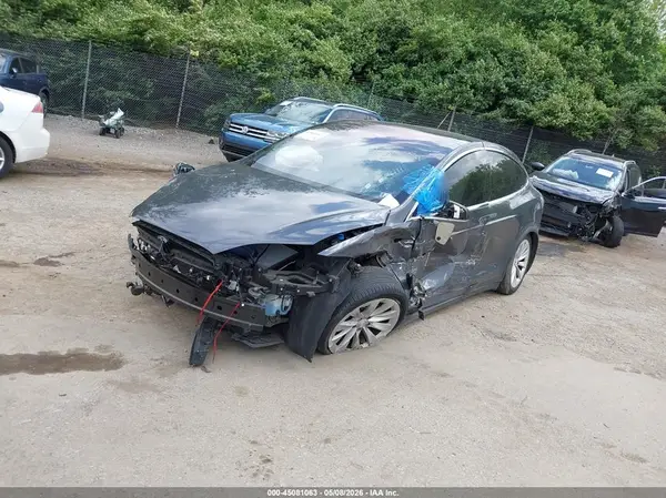 5YJXCBE28GF019824 2016 TESLA MODEL X - Image 2