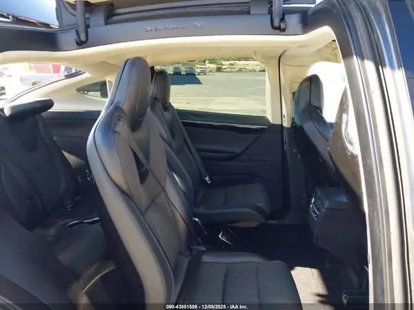 5YJXCBE28GF021119 2016 TESLA MODEL X - Image 8