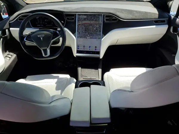 5YJXCBE28GF021332 2016 TESLA MODEL X - Image 8