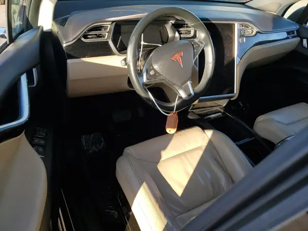 5YJXCBE28GF023694 2016 TESLA MODEL X - Image 8