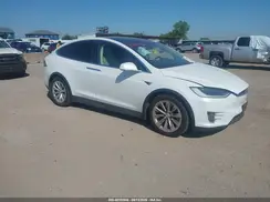5YJXCBE28HF039282 2017 TESLA MODEL X