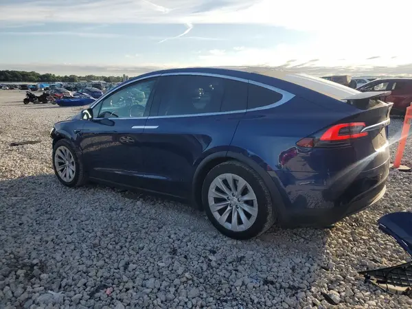 5YJXCBE28HF039296 2017 TESLA MODEL X - Image 2