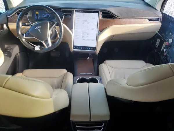 5YJXCBE28HF039296 2017 TESLA MODEL X - Image 8