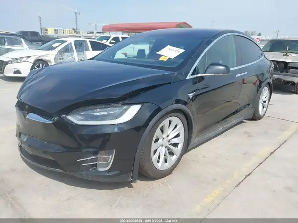 5YJXCBE28HF043784 2017 TESLA MODEL X - Image 2