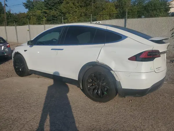 5YJXCBE28HF059287 2017 TESLA MODEL X - Image 2