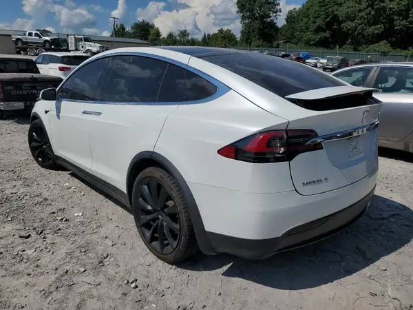 5YJXCBE28HF061119 2017 TESLA MODEL X - Image 2