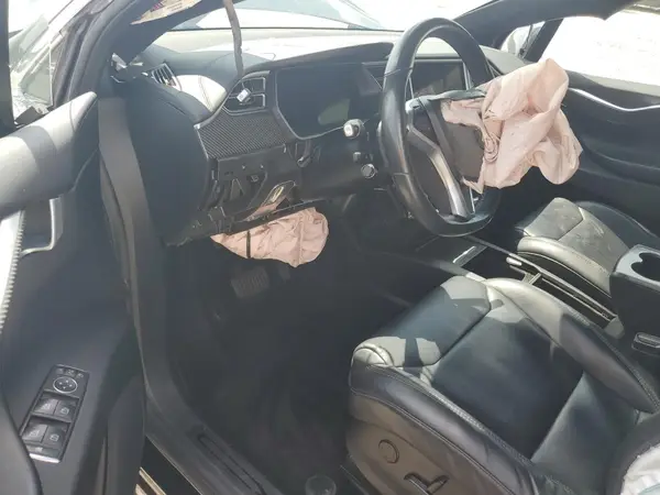 5YJXCBE28HF066353 2017 TESLA MODEL X - Image 8