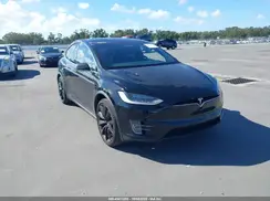 5YJXCBE28HF067826 2017 TESLA MODEL X
