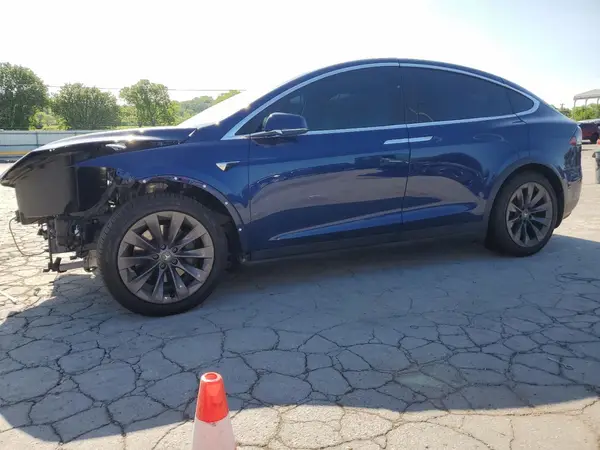 5YJXCBE28HF070368 2017 TESLA MODEL X - Image 1