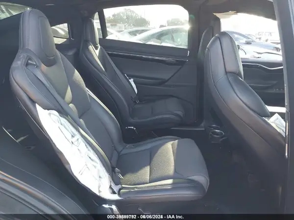 5YJXCBE28JF091047 2018 TESLA MODEL X - Image 8