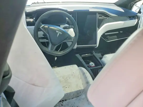 5YJXCBE28JF101270 2018 TESLA MODEL X - Image 8