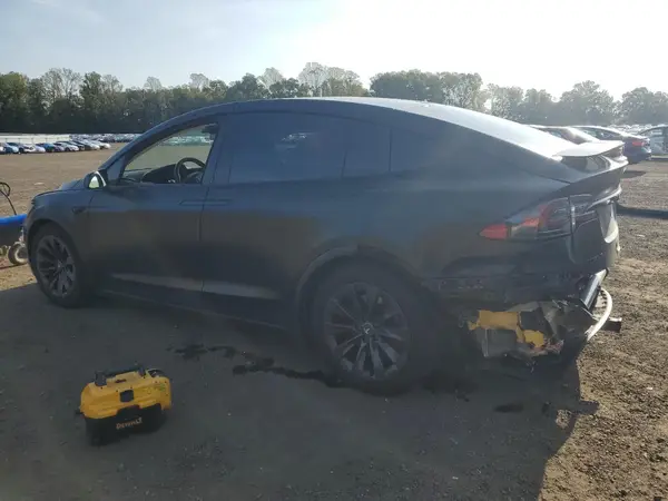 5YJXCBE28JF101897 2018 TESLA MODEL X - Image 2