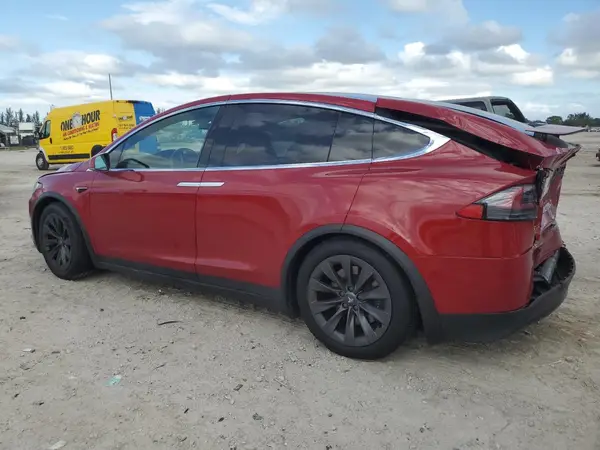 5YJXCBE28JF102435 2018 TESLA MODEL X - Image 2