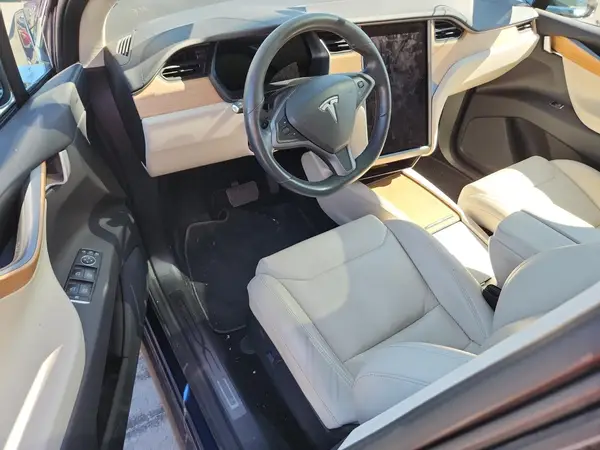5YJXCBE28JF115377 2018 TESLA MODEL X - Image 8