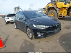 5YJXCBE28JF119655 2018 TESLA MODEL X