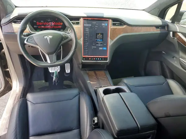5YJXCBE28JF123365 2018 TESLA MODEL X - Image 8
