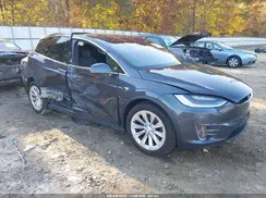 5YJXCBE28JF137847 2018 TESLA MODEL X