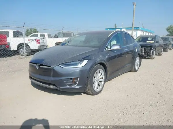 5YJXCBE28KF202598 2019 TESLA MODEL X - Image 2