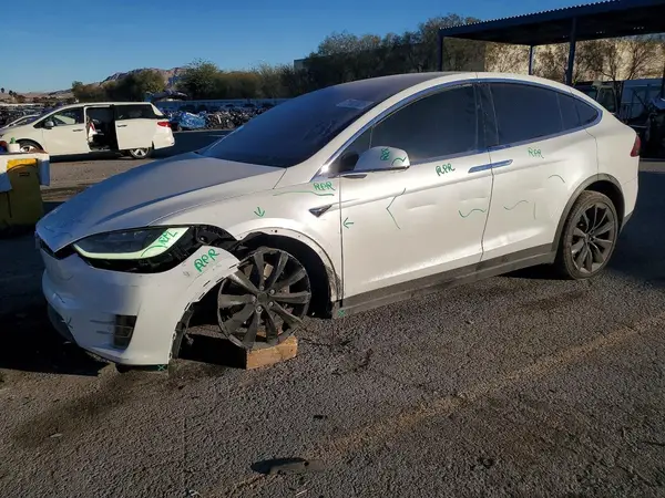 5YJXCBE28KF206960 2019 TESLA MODEL X - Image 1