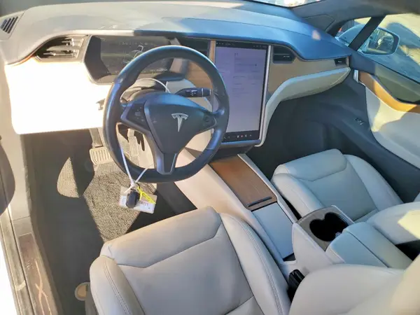 5YJXCBE28KF206960 2019 TESLA MODEL X - Image 8