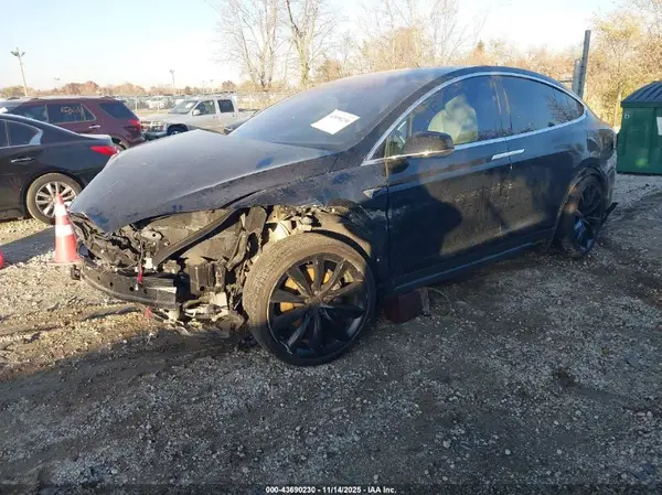 5YJXCBE28LF301634 2020 TESLA MODEL X - Image 2