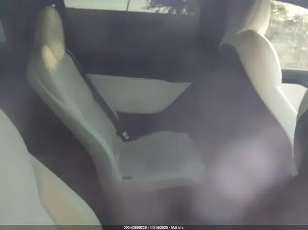 5YJXCBE28LF301634 2020 TESLA MODEL X - Image 8