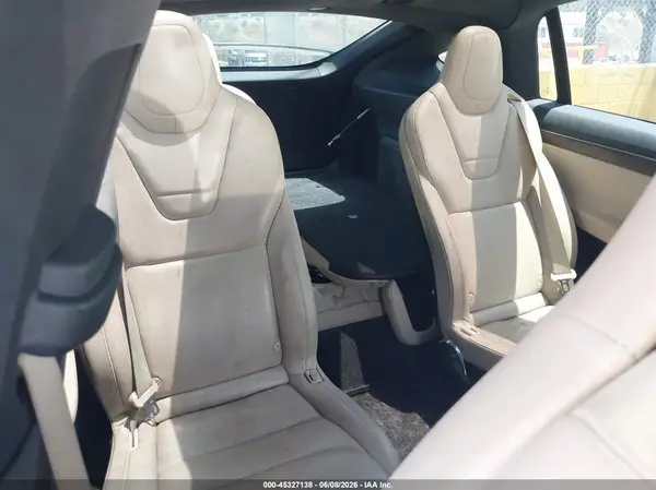 5YJXCBE29GF006712 2016 TESLA MODEL X - Image 8