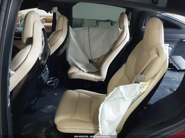 5YJXCBE29GF011991 2016 TESLA MODEL X - Image 8