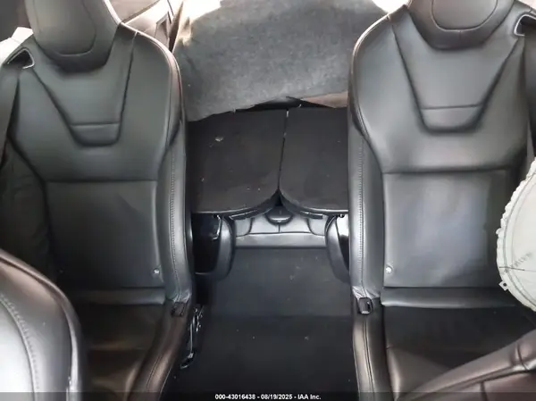 5YJXCBE29GF013028 2016 TESLA MODEL X - Image 8
