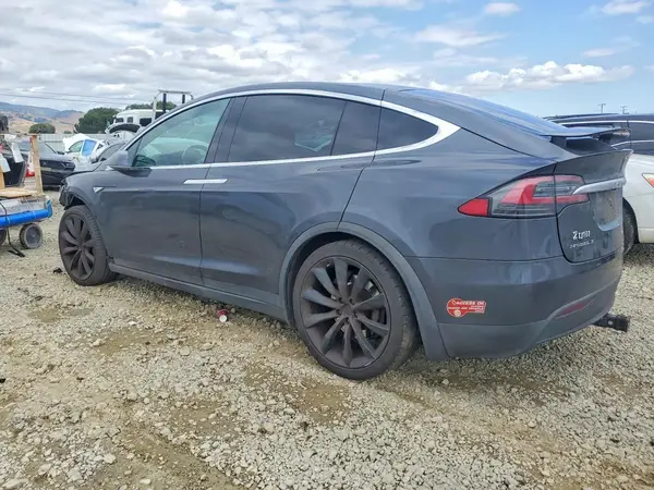 5YJXCBE29GF017175 2016 TESLA MODEL X - Image 2