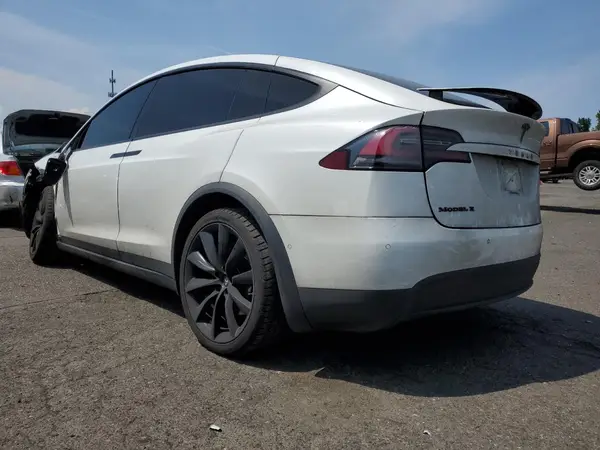 5YJXCBE29GF018830 2016 TESLA MODEL X - Image 2