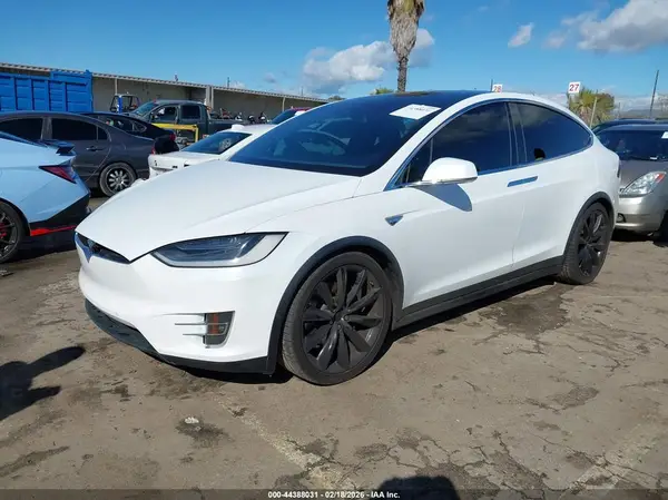 5YJXCBE29GF021226 2016 TESLA MODEL X - Image 2