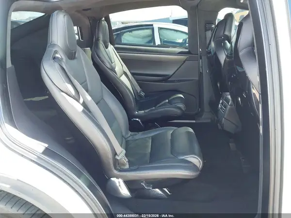 5YJXCBE29GF021226 2016 TESLA MODEL X - Image 8