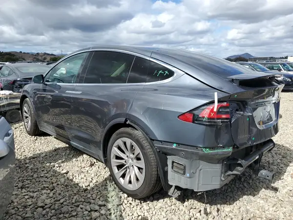 5YJXCBE29GF022702 2016 TESLA MODEL X - Image 2