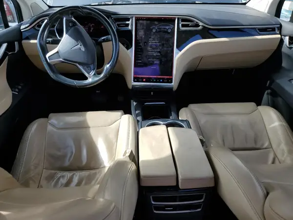 5YJXCBE29GF022702 2016 TESLA MODEL X - Image 8