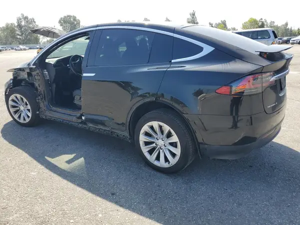 5YJXCBE29GF027124 2016 TESLA MODEL X - Image 2