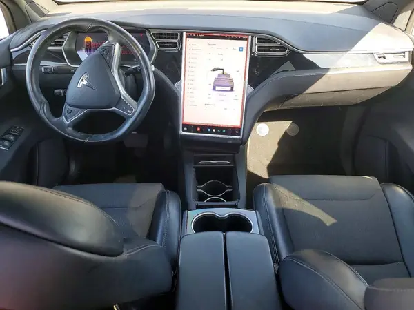 5YJXCBE29GF030010 2016 TESLA MODEL X - Image 8