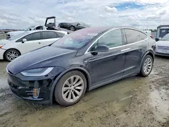 5YJXCBE29HF037735 2017 TESLA MODEL X