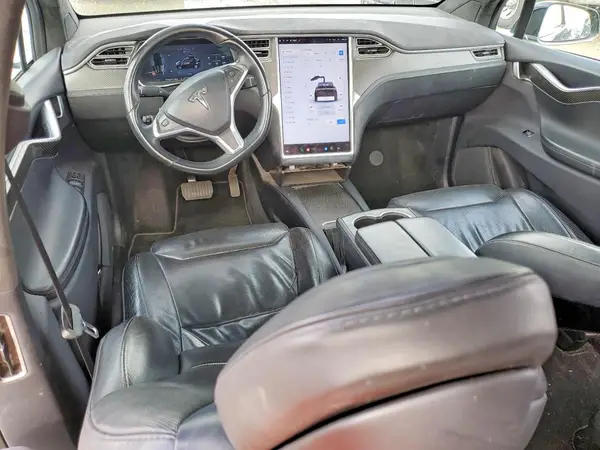 5YJXCBE29HF037735 2017 TESLA MODEL X - Image 8