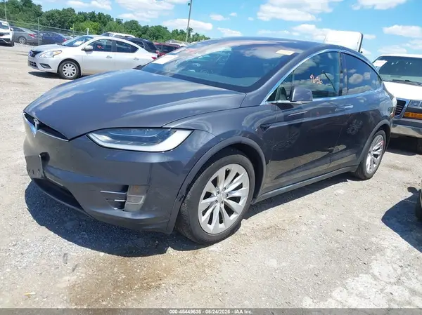 5YJXCBE29HF039307 2017 TESLA MODEL X - Image 2
