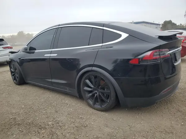 5YJXCBE29HF041414 2017 TESLA MODEL X - Image 2