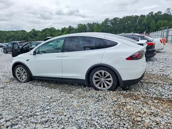5YJXCBE29HF041722 2017 TESLA MODEL X - Image 2